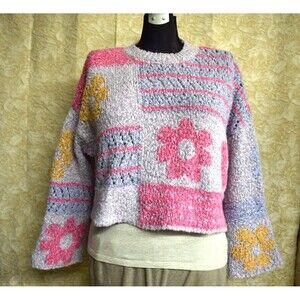 Moon & Madison Sz Small Pink Flower Cropped Sweater Cozy Dopamine Whimsical TWEE